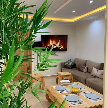 Appartement Yassine 에사우이라 외부 사진