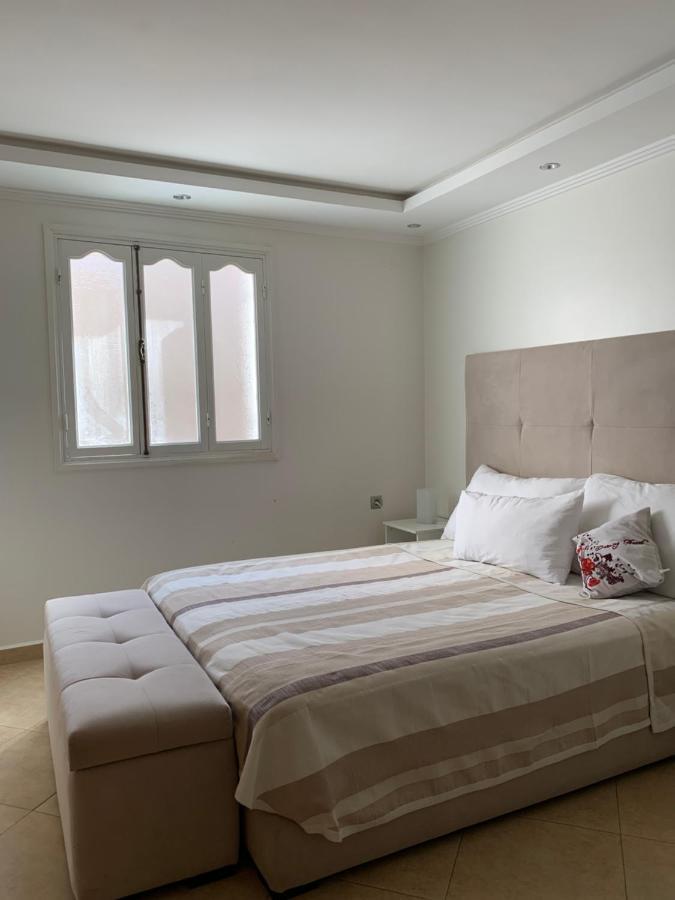 Appartement Yassine 에사우이라 외부 사진