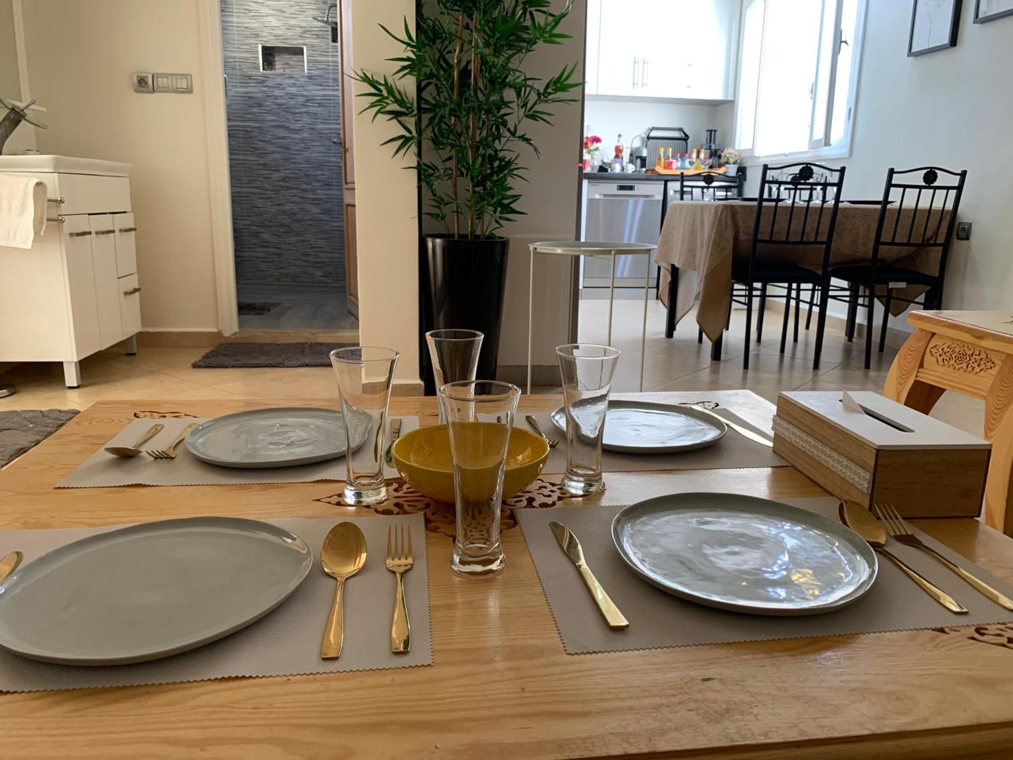 Appartement Yassine 에사우이라 외부 사진